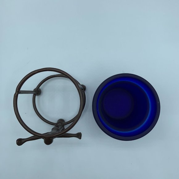 Metal Figure Candle Holder and Royal Blue Glass Insert - 2 pieces - Picture 5 of 5